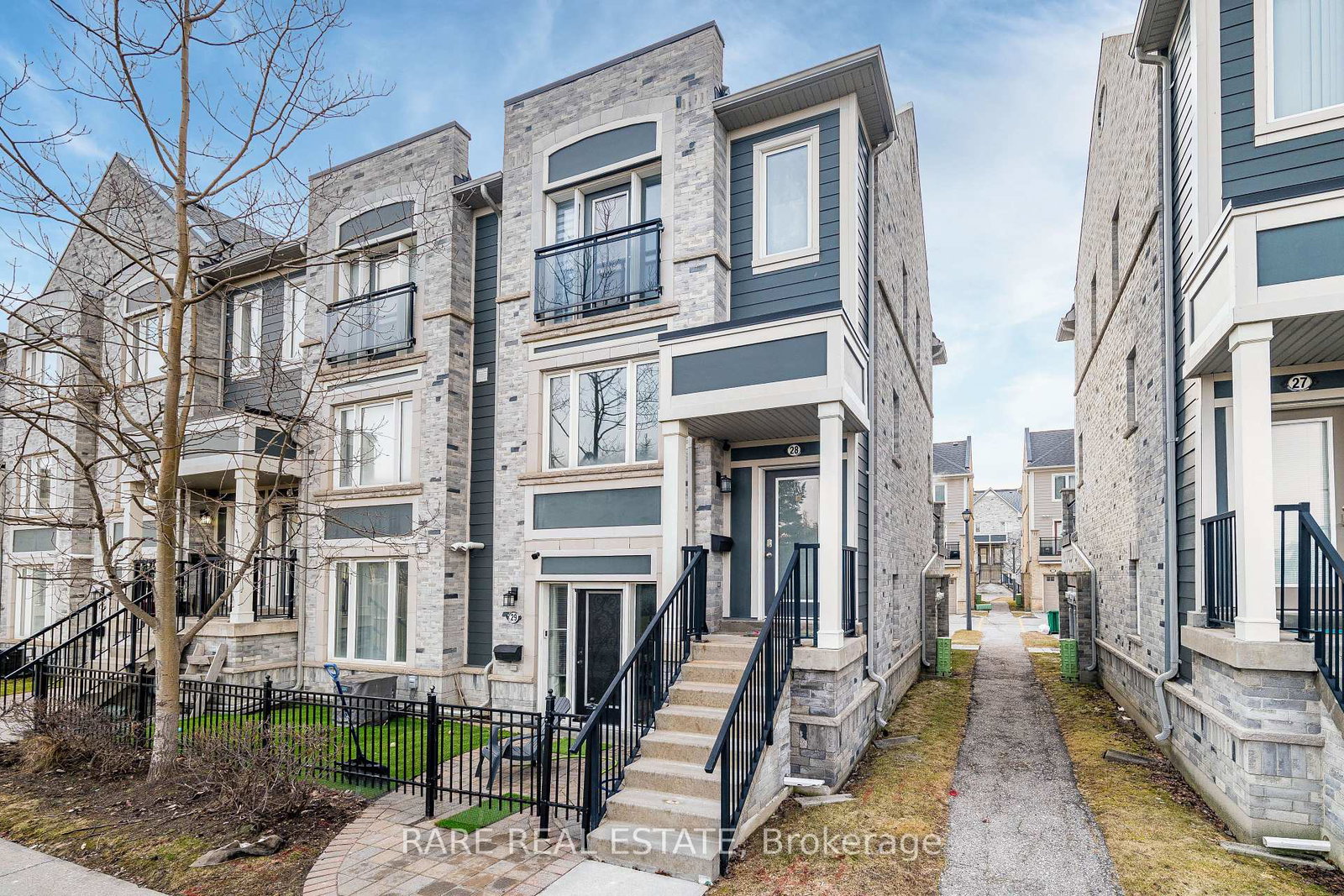 60-fairwood-circle-brampton-ontario-w13216318