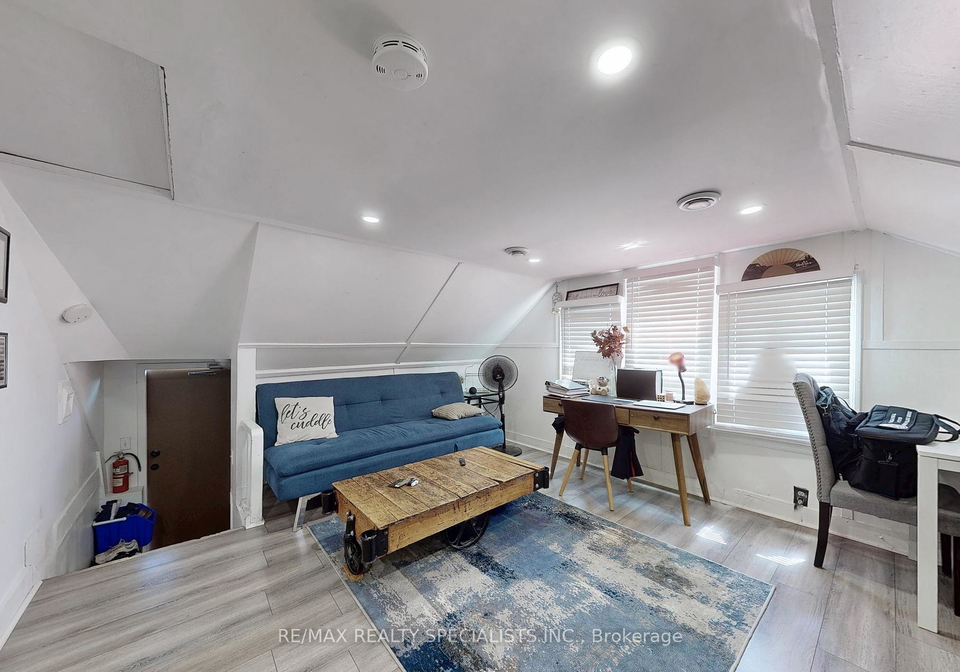 8-mill-street-n-brampton-ontario-w13216468