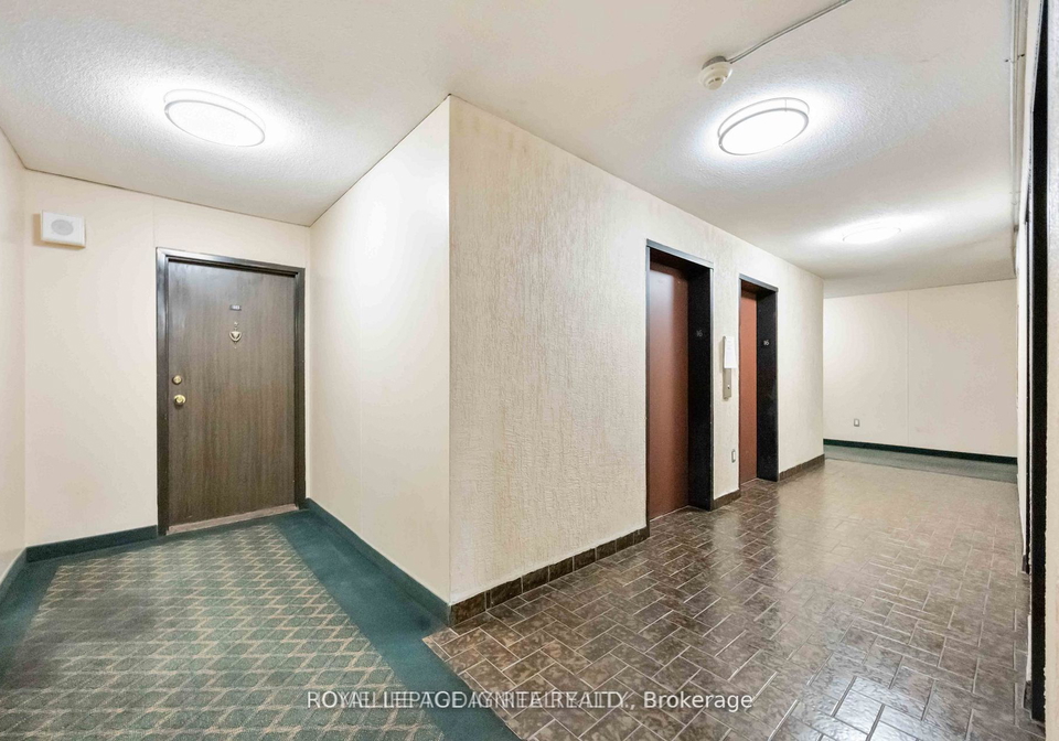 330-dixon-road-etobicoke-ontario-w13216522