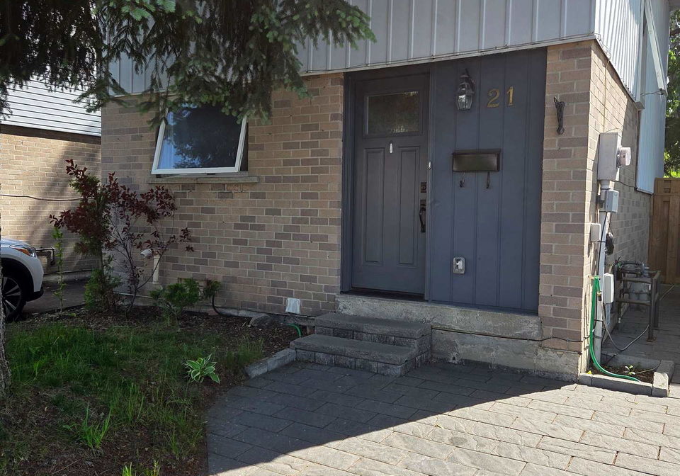 21-highview-trail-brampton-ontario-w13216618