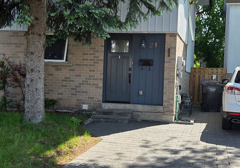 21-highview-trail-brampton-ontario-w13216618