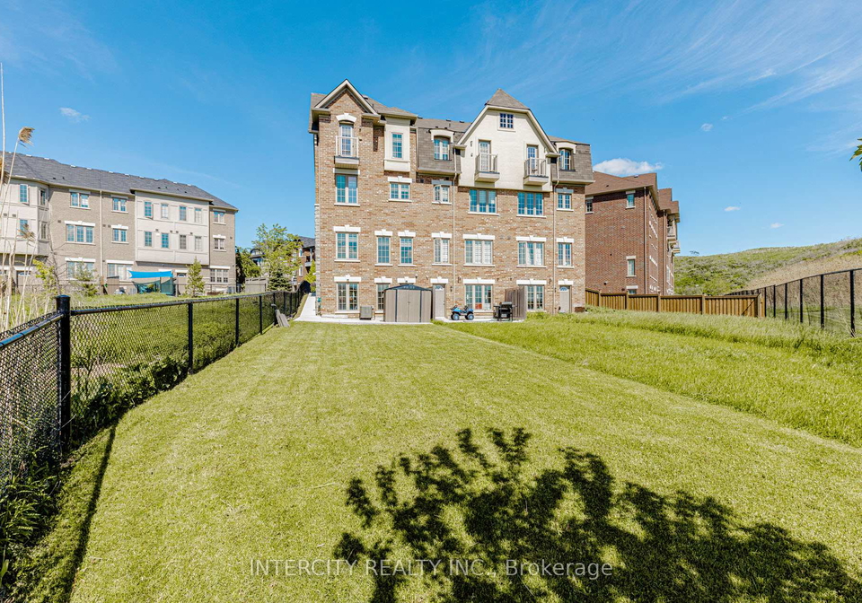 44-shiff-crescent-brampton-ontario-w13216628