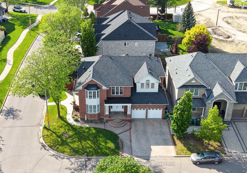 2-maltby-court-brampton-ontario-w13216700