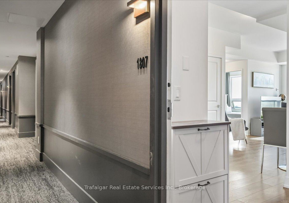 297-oak-walk-drive-oakville-ontario-w13216762