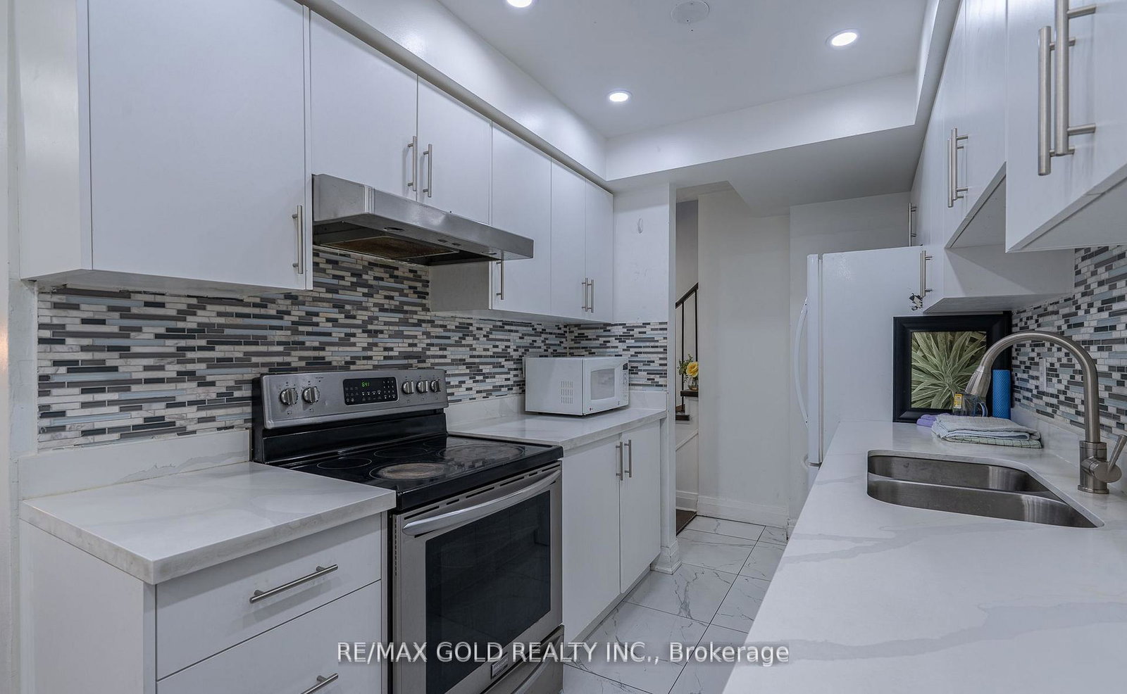 102-bunchberry-way-brampton-ontario-w13216766