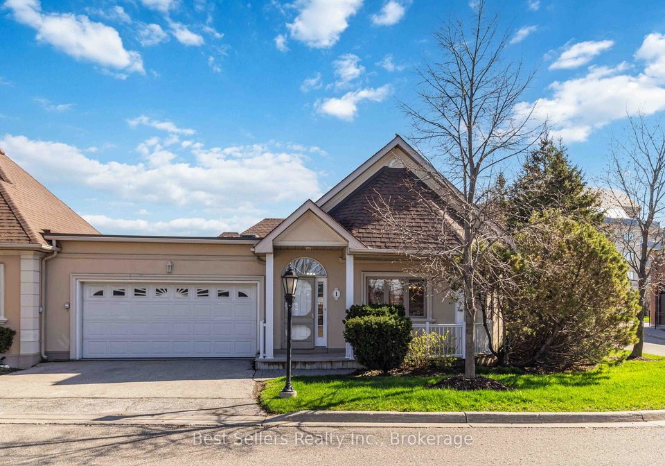 ferndown-crescent-brampton-ontario-w13216886