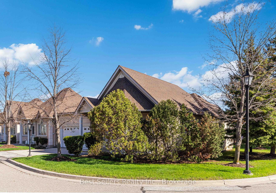 ferndown-crescent-brampton-ontario-w13216886