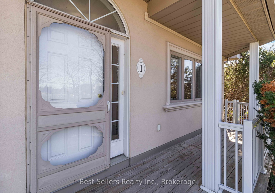 ferndown-crescent-brampton-ontario-w13216886