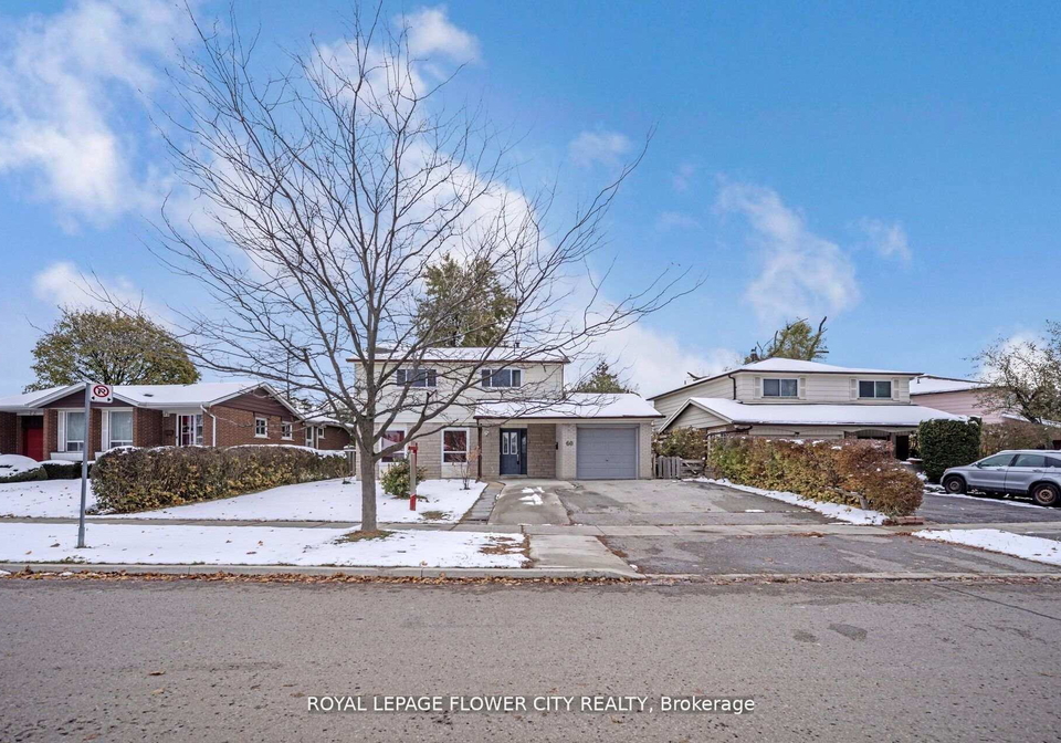 60-lexington-avenue-etobicoke-ontario-w13216888