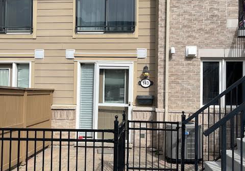 4975-southampton-drive-mississauga-ontario-w13217034