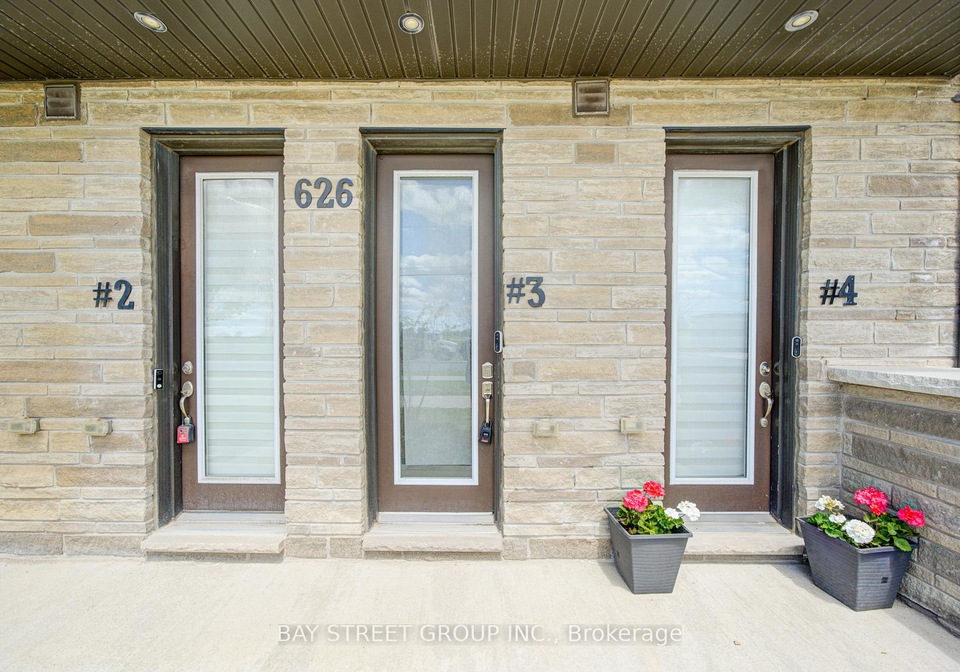 626-rexdale-boulevard-etobicoke-ontario-w13217110