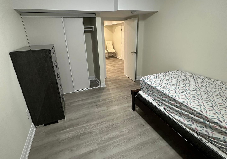 2389-morrison-avenue-mississauga-ontario-w13217138