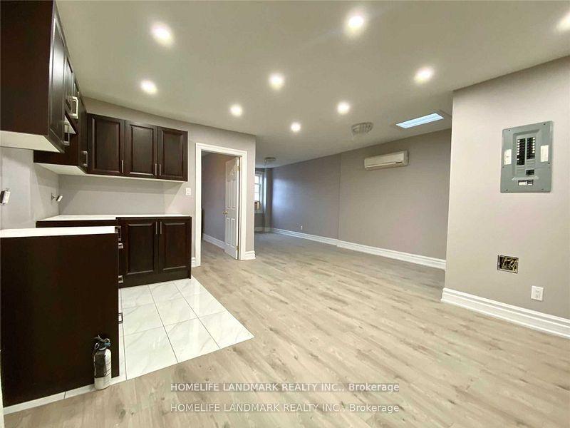 2428-bloor-street-w-toronto-ontario-w13217168
