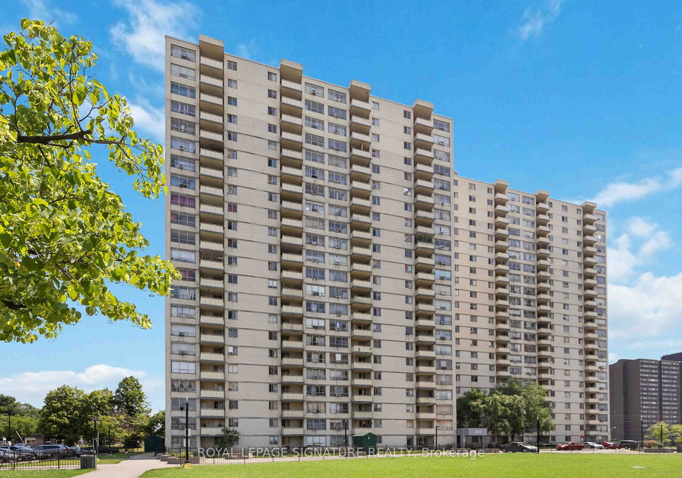 320-dixon-road-etobicoke-ontario-w13217186