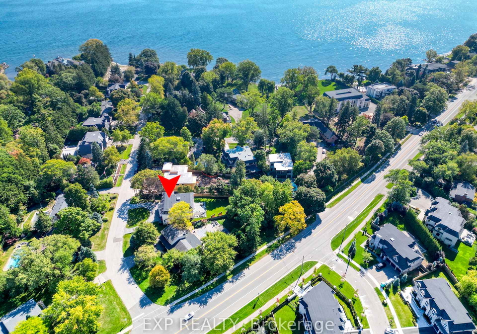 150-wolfdale-avenue-oakville-ontario-w13217372