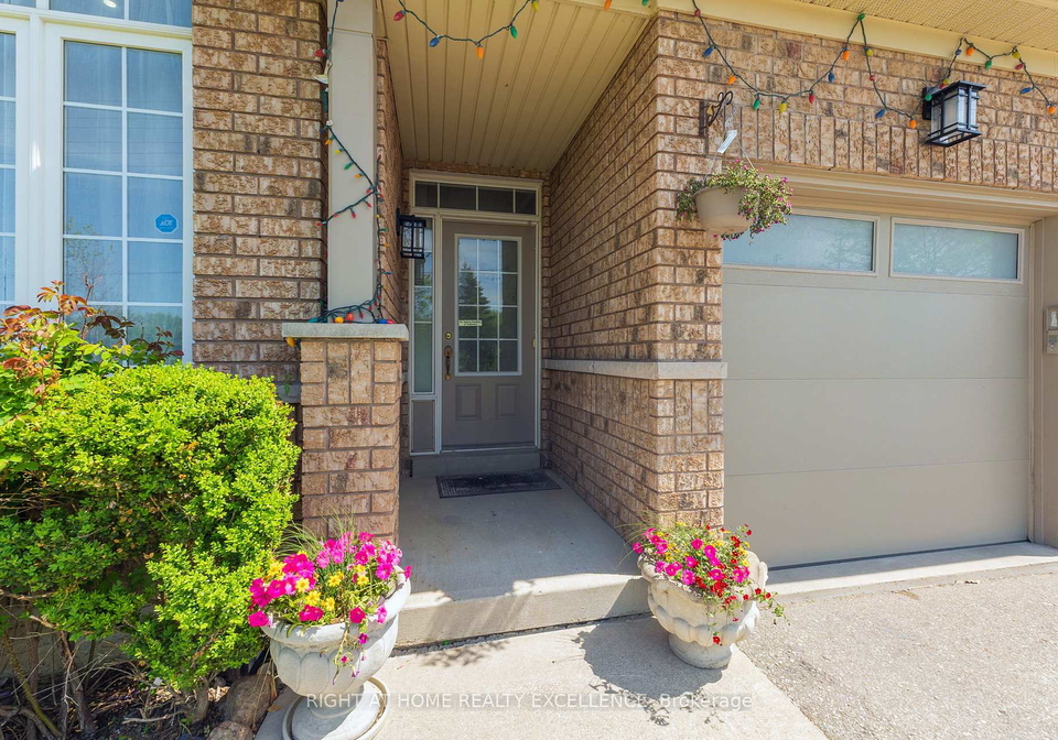 17-keeleview-crescent-brampton-ontario-w13217406
