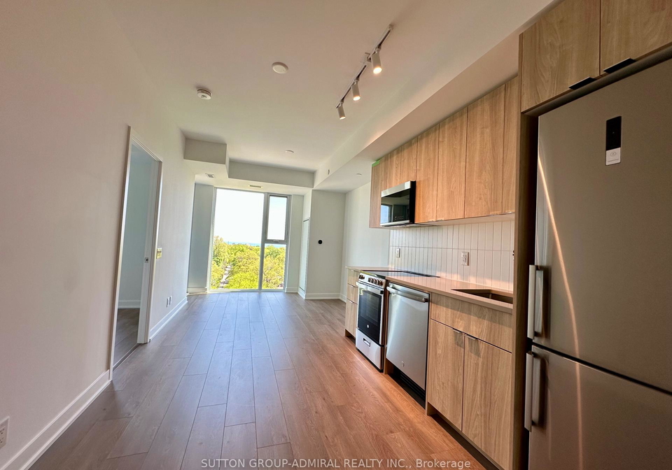 1660-bloor-street-w-toronto-ontario-w13217444