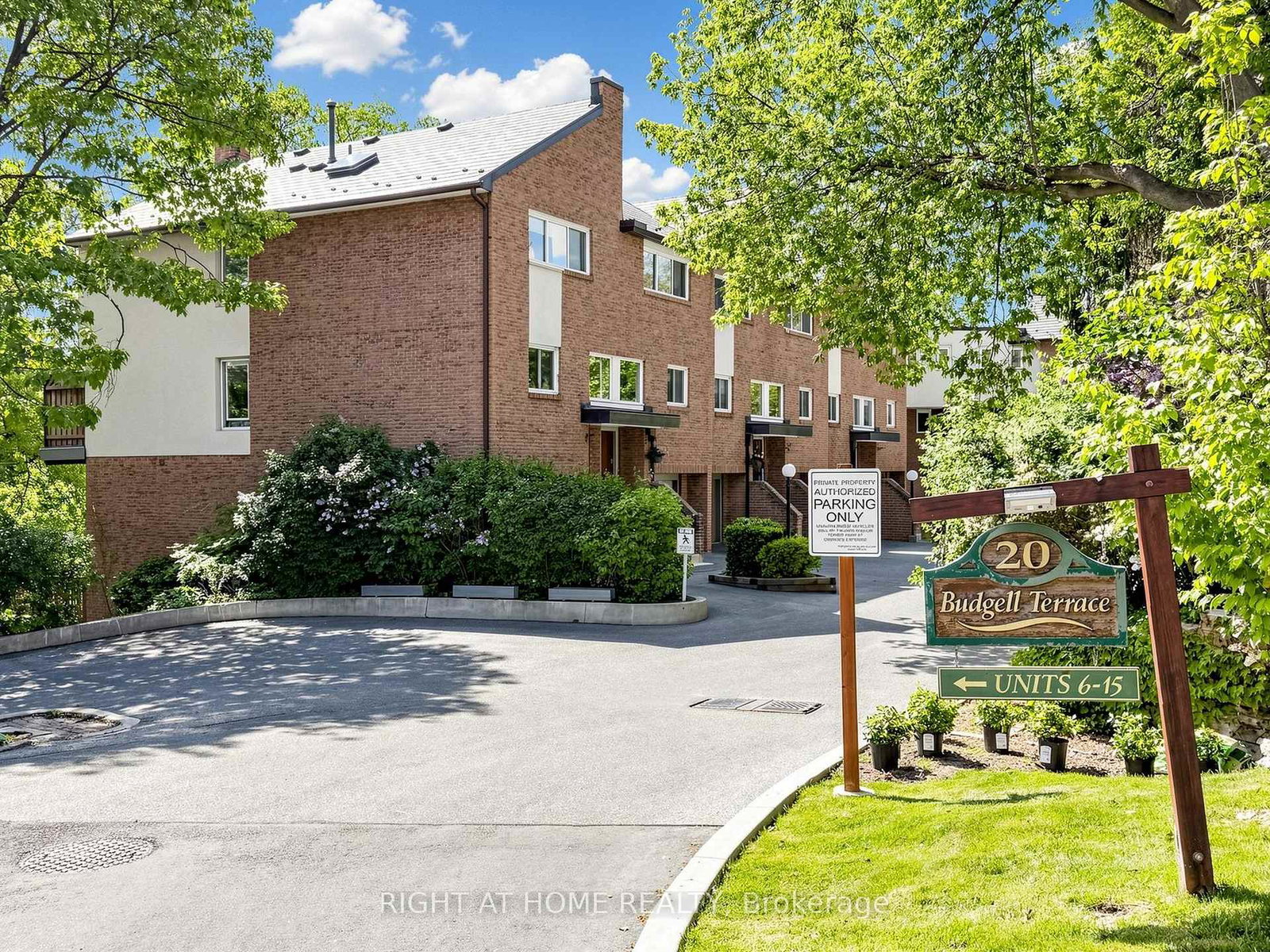 20-budgell-terrace-toronto-ontario-w13217446