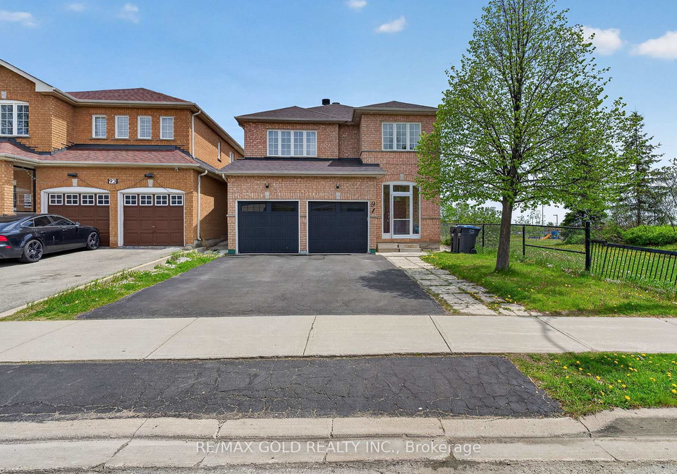 91-sewells-lane-brampton-ontario-w13217690