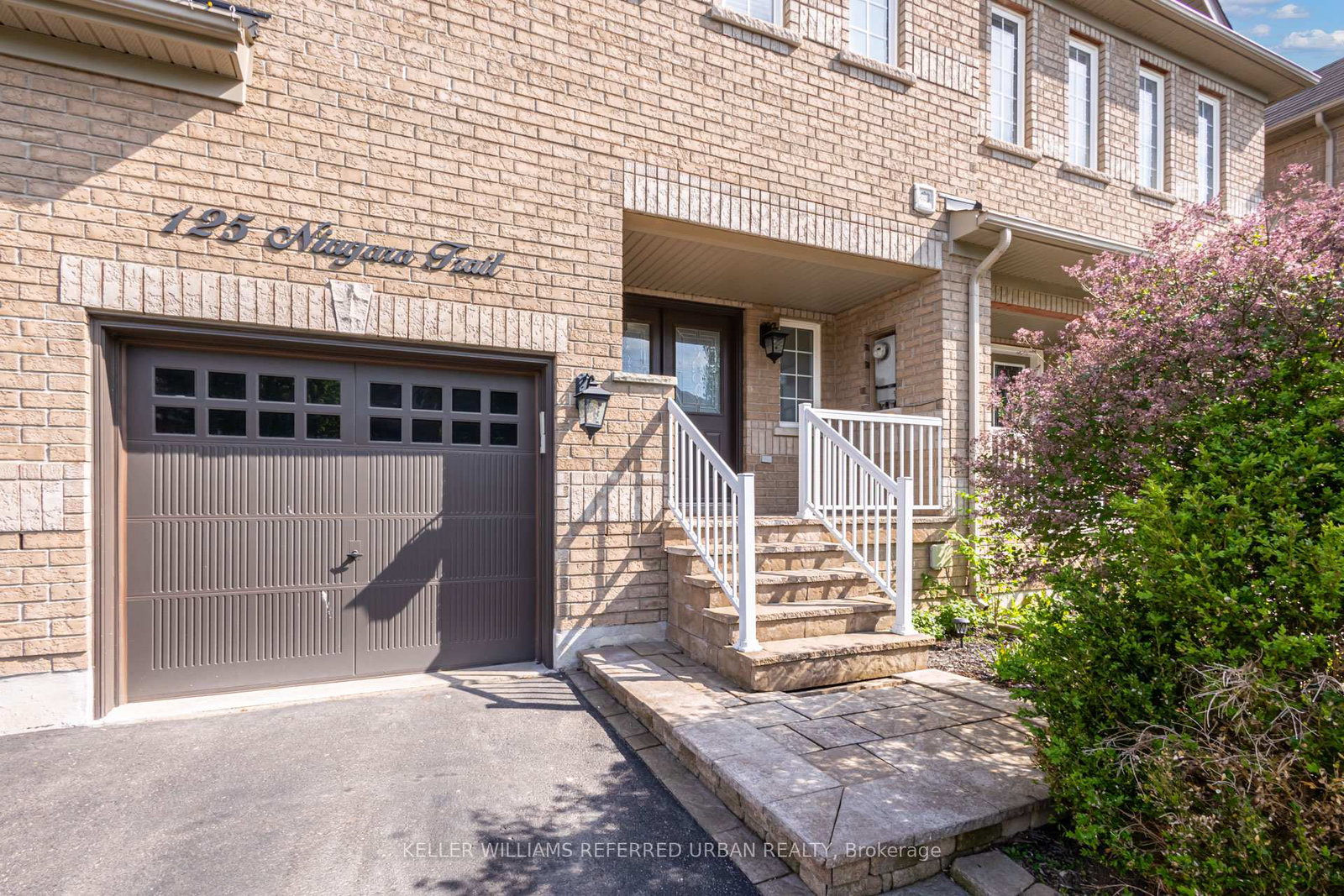 125-niagara-trail-halton-hills-ontario-w13217694