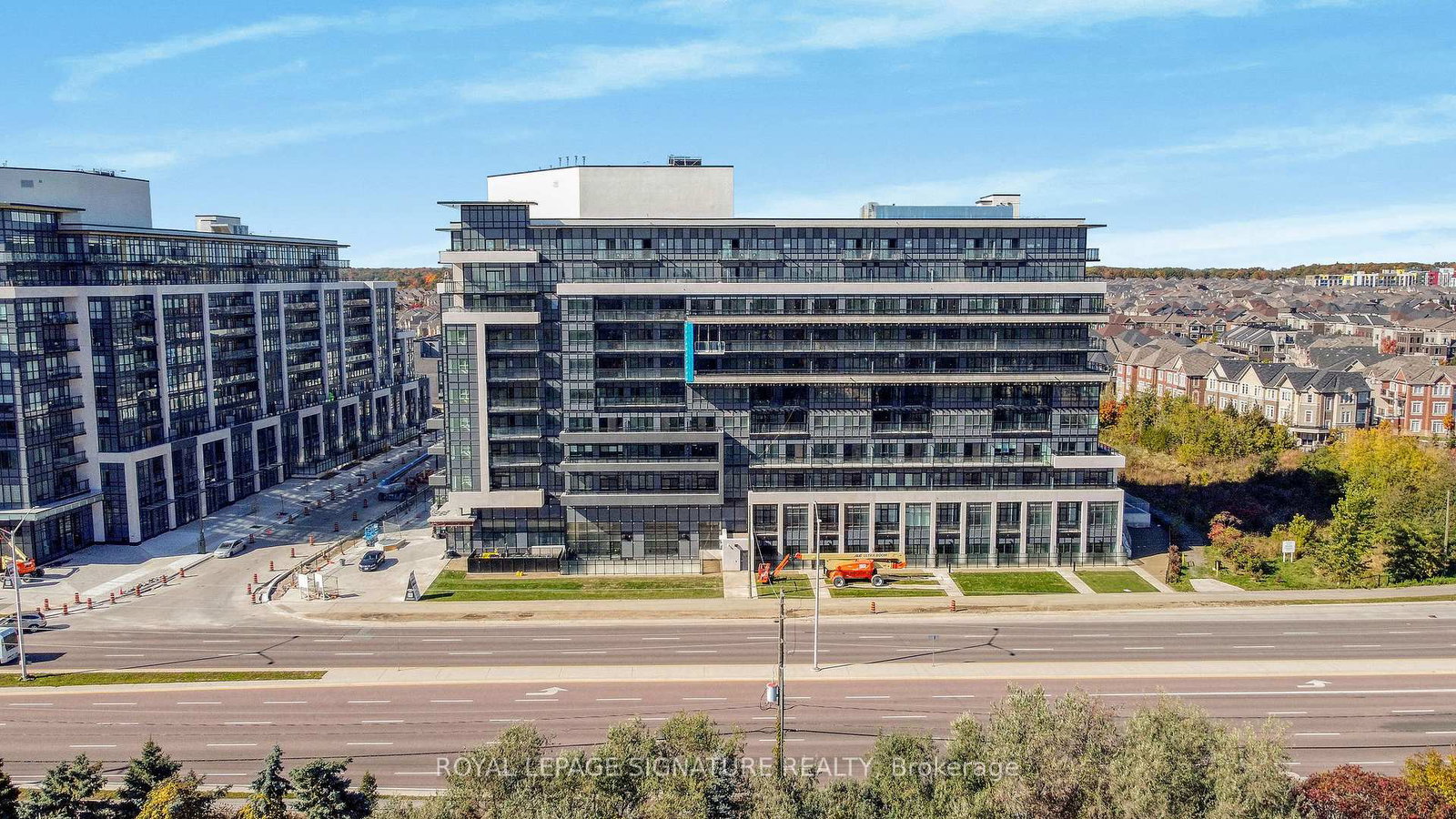 395-dundas-street-w-oakville-ontario-w13217724