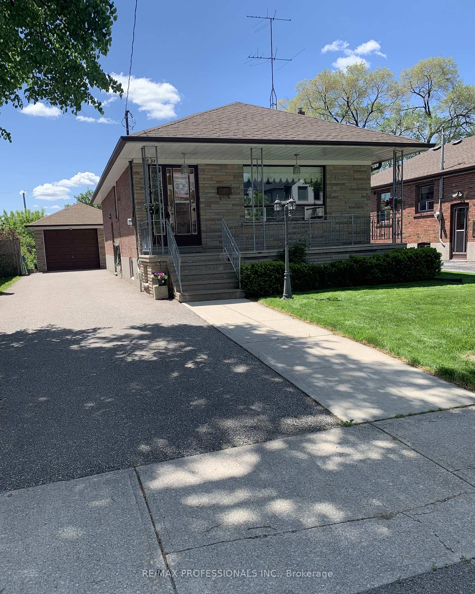 54-culnan-avenue-etobicoke-ontario-w13217732