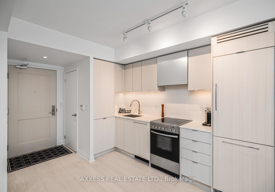 10-gibbs-road-etobicoke-ontario-w13217844