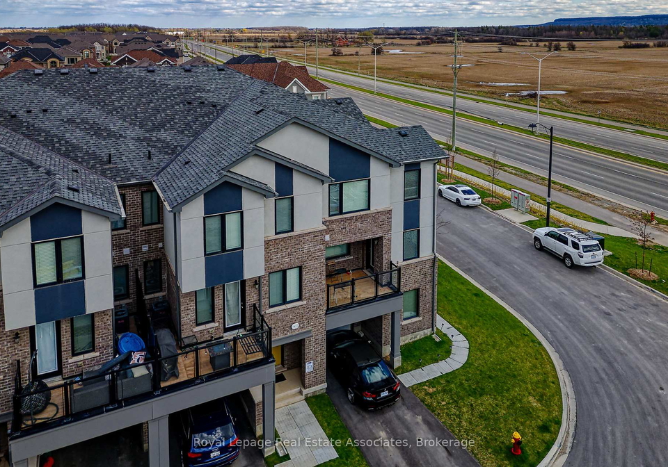 488-bellflower-court-milton-ontario-w13217888