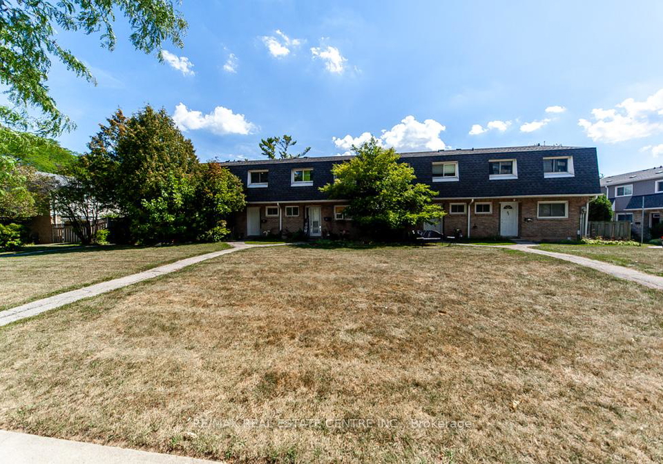 2050-upper-middle-road-burlington-ontario-w13218198