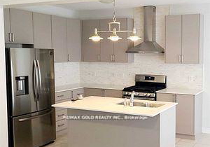 7-angelfish-road-brampton-ontario-w13218204