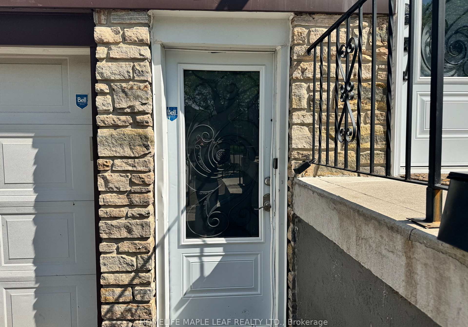 8-montrose-place-brampton-ontario-w13218248
