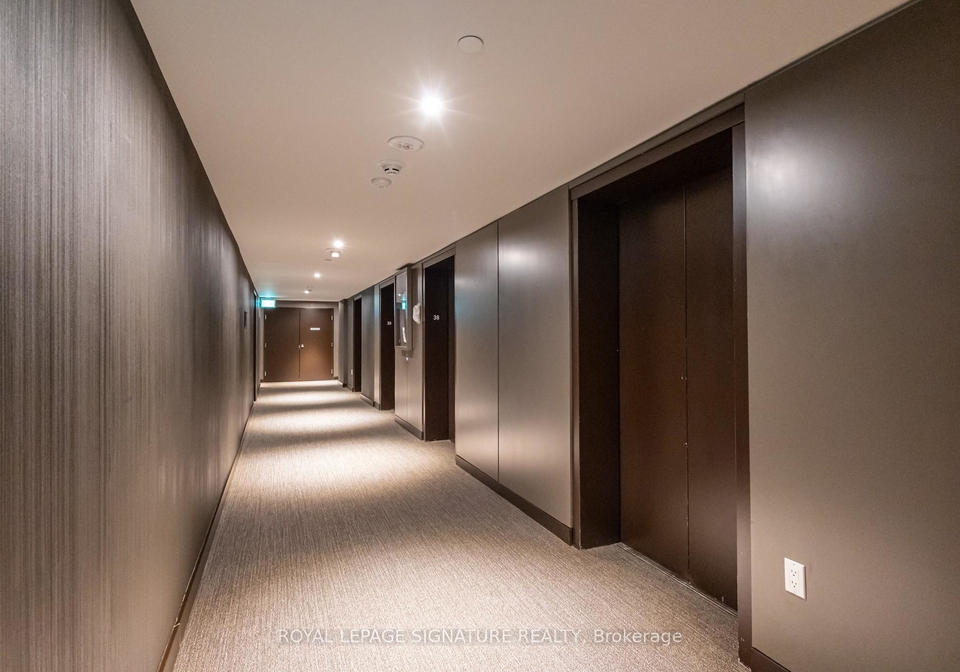 448-burnhamthorpe-road-w-mississauga-ontario-w13218578