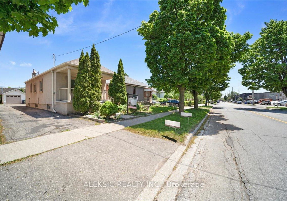 179-thirtieth-street-etobicoke-ontario-w13218654