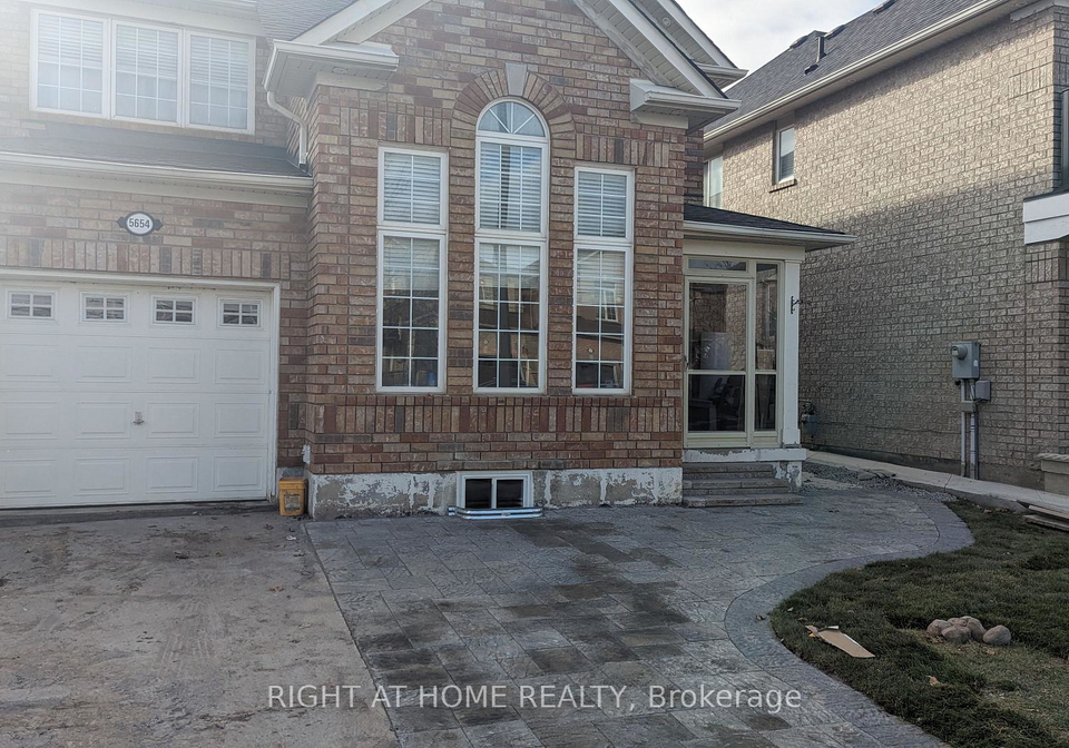 5654-churchill-meadows-boulevard-mississauga-ontario-w13218780