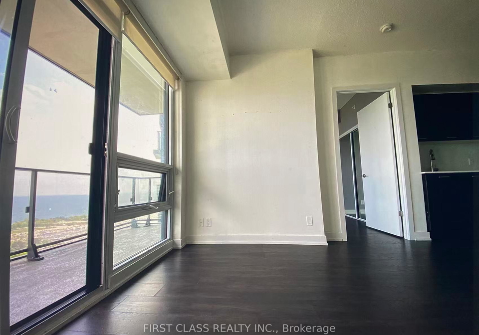 2212-lake-shore-boulevard-etobicoke-ontario-w13218880