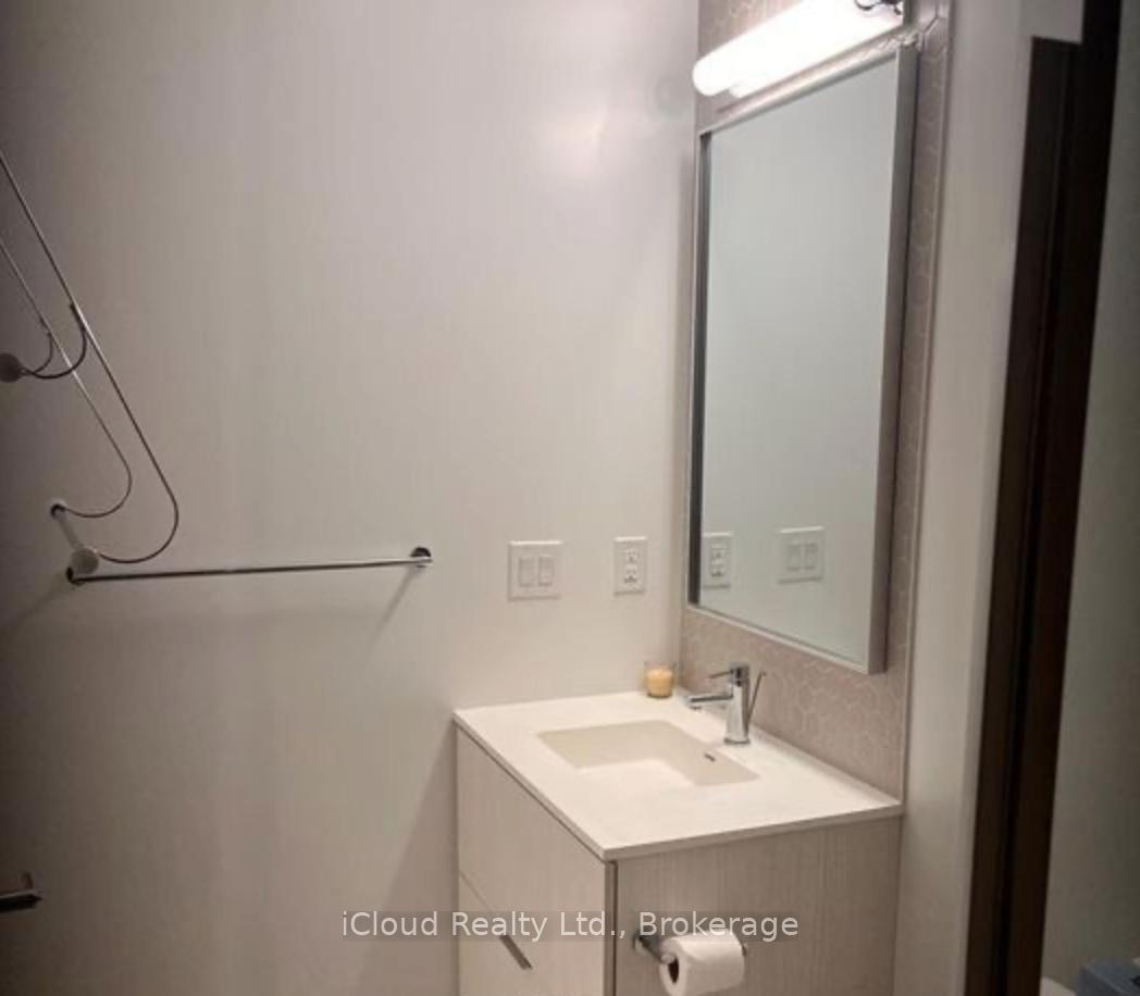 2520-eglinton-avenue-w-mississauga-ontario-w13219158