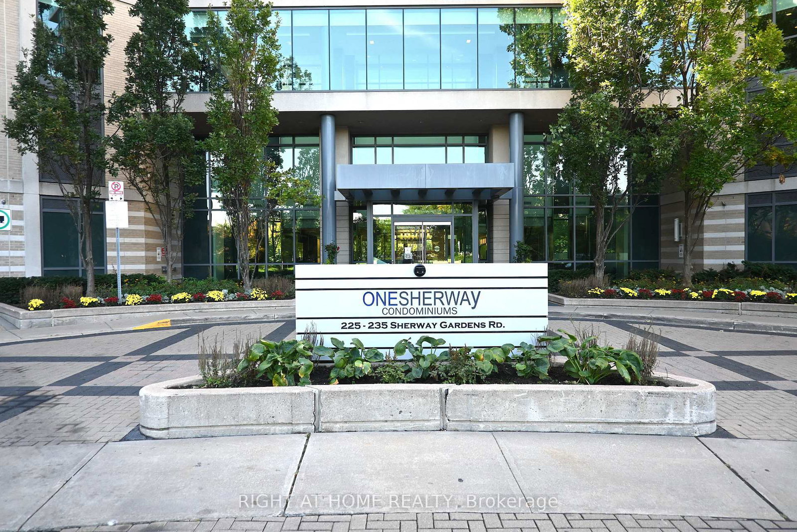 235-sherway-gardens-road-etobicoke-ontario-w13219282