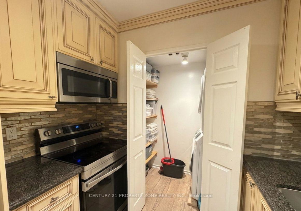 265-enfield-place-mississauga-ontario-w13219506