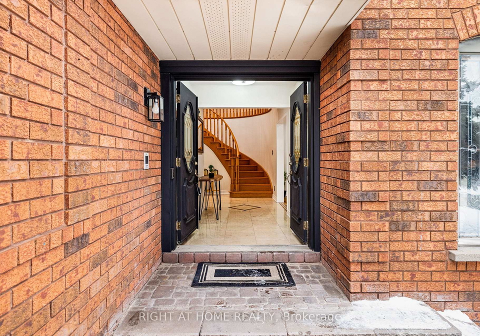 4469-idlewilde-crescent-mississauga-ontario-w13219554