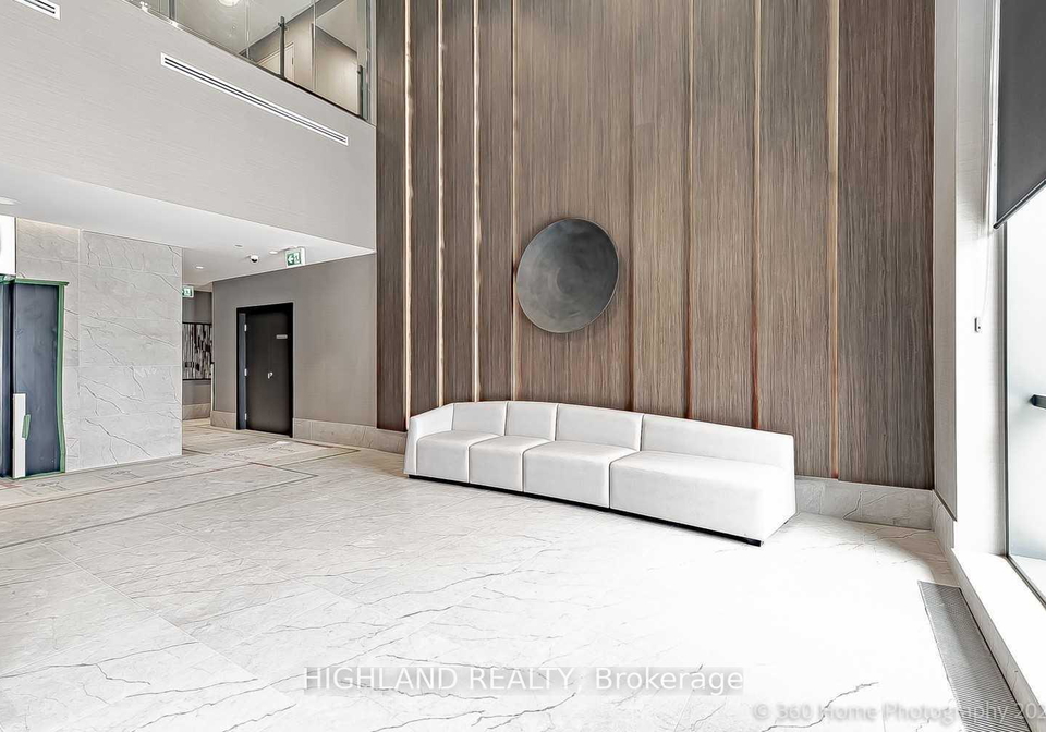 8-nahani-way-mississauga-ontario-w13219590