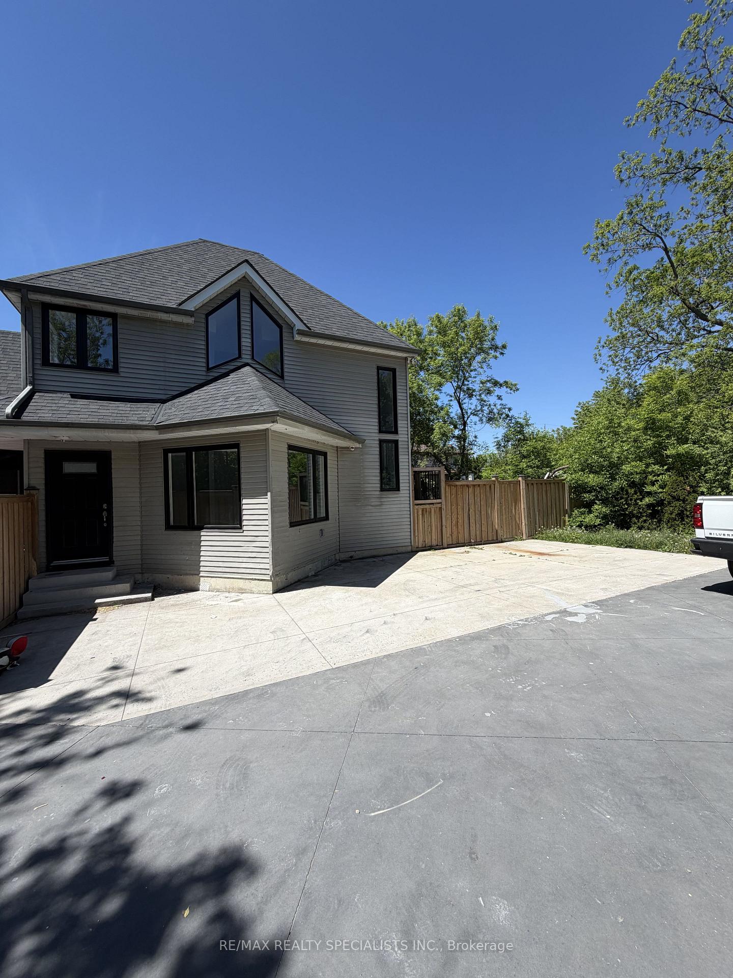 28b-fleming-avenue-brampton-ontario-w13219684