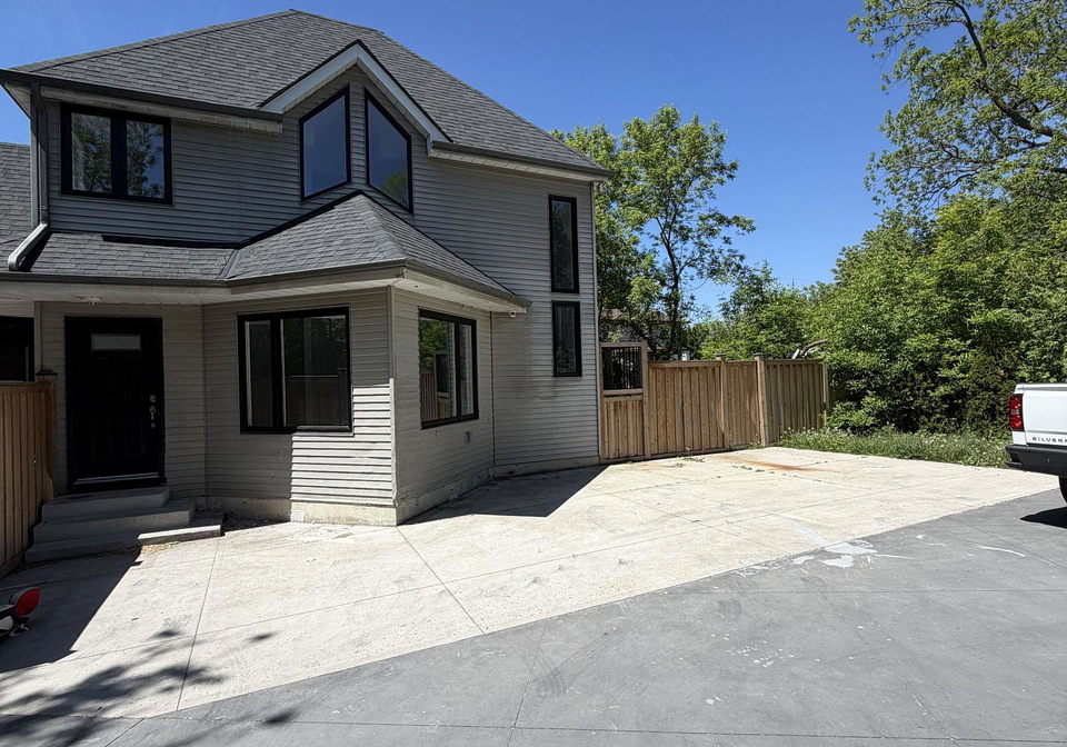28b-fleming-avenue-brampton-ontario-w13219684
