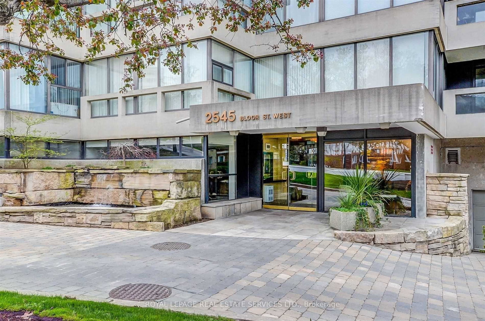 2545-bloor-street-w-toronto-ontario-w13219970