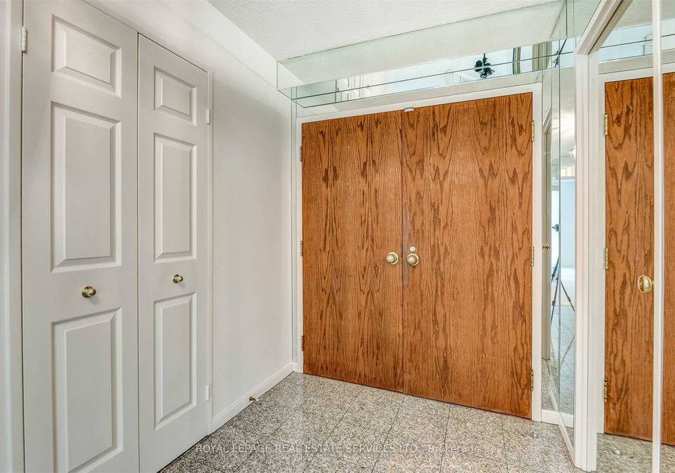 2545-bloor-street-w-toronto-ontario-w13219970
