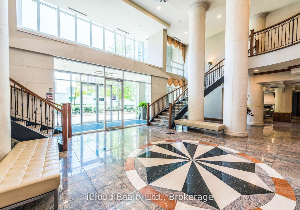156-enfield-place-mississauga-ontario-w13220152