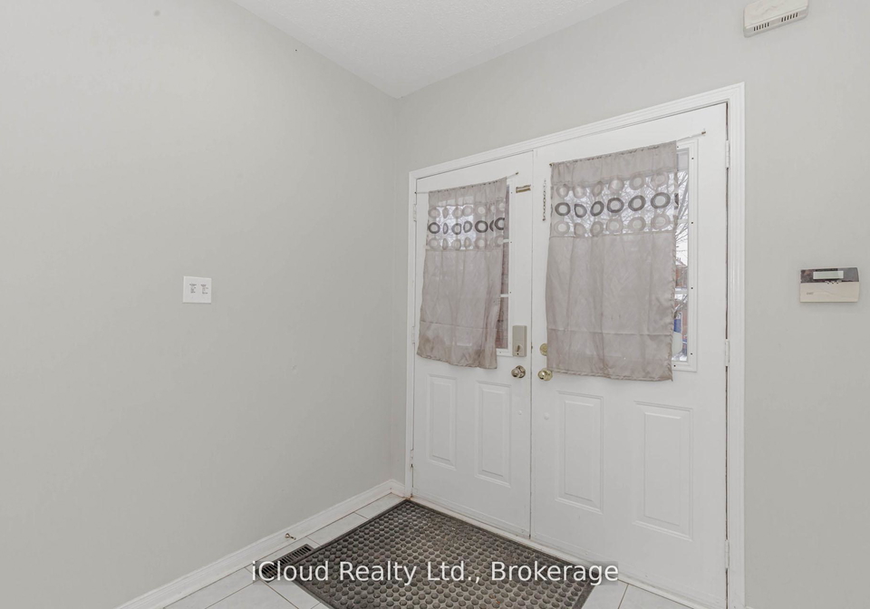 3141-turbine-crescent-mississauga-ontario-w13220270