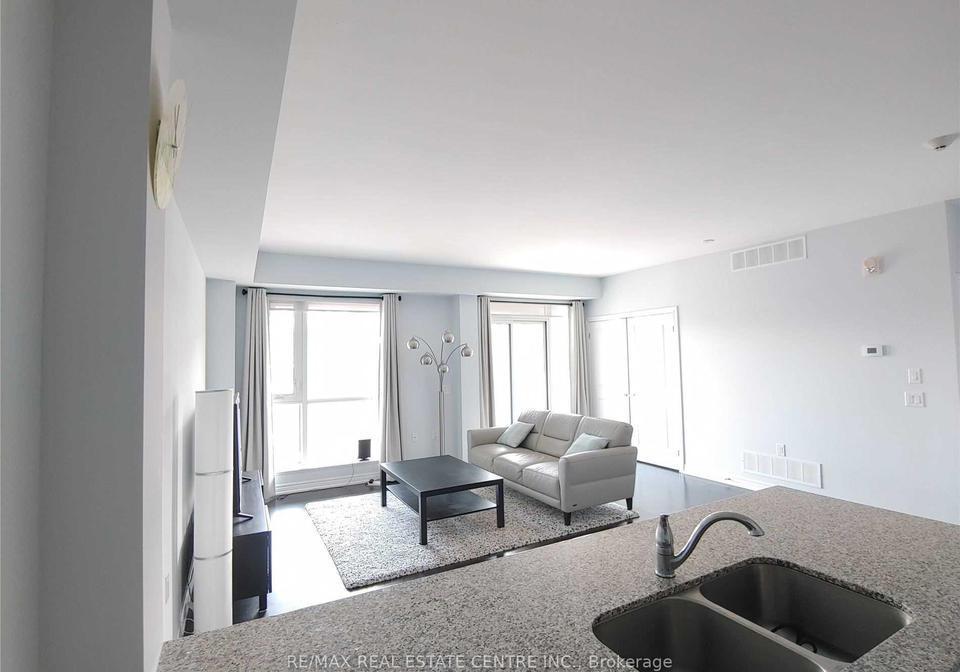 2393-bronte-road-oakville-ontario-w13220426
