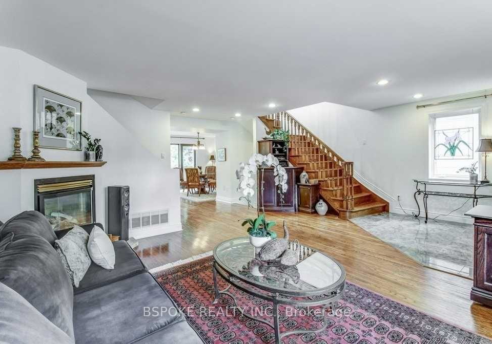 35-bannon-avenue-etobicoke-ontario-w13220694