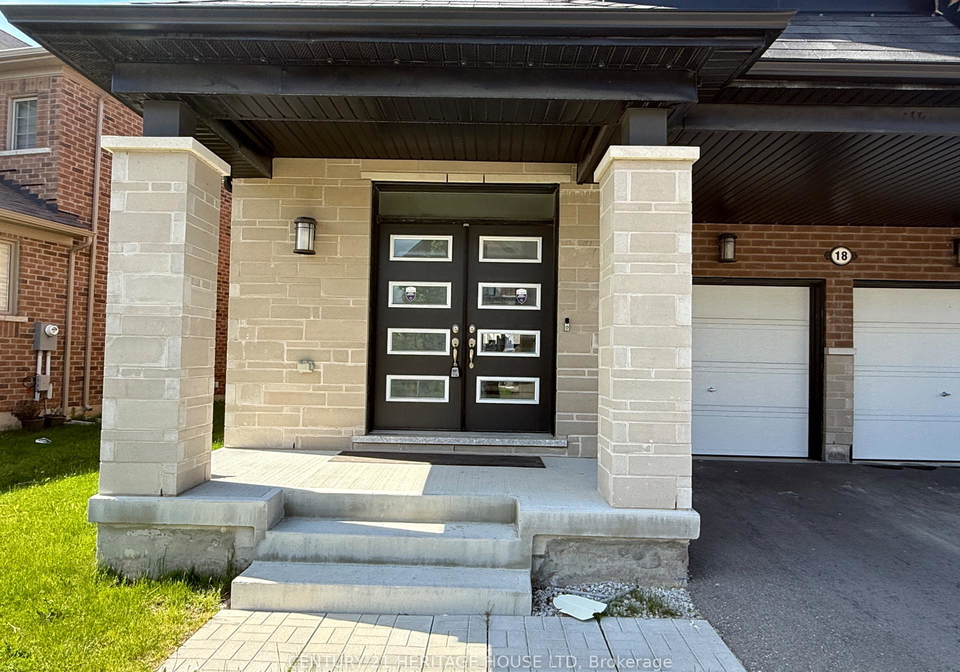 18-dolucci-crescent-e-brampton-ontario-w13220772