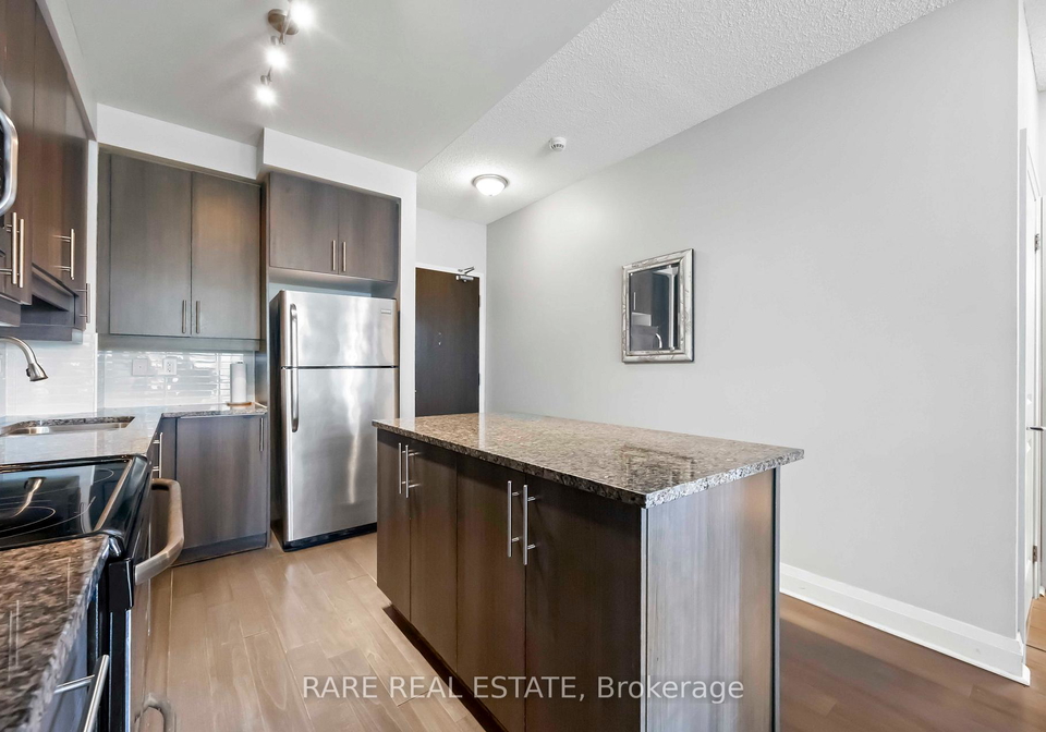 1185-the-queensway-etobicoke-ontario-w13220782